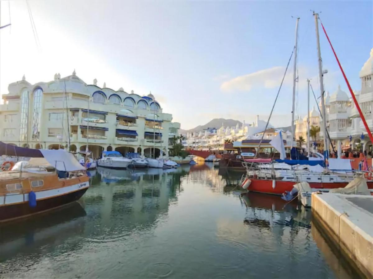 Benalmadena Beachfront Puerto Marina Sunrise Dış mekan fotoğraf